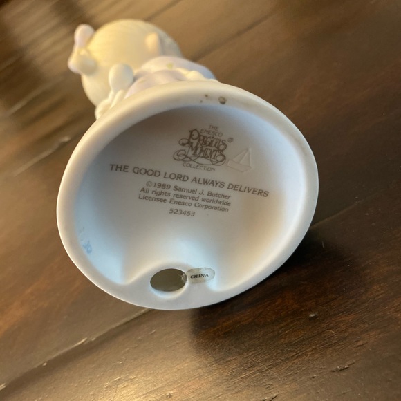 Precious Moments - The Good Lord Always Delivers - Picture 4 of 4